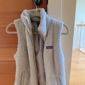 Patagonia. Light Grey Vest. Medium